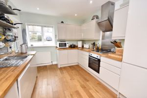 Kitchen- click for photo gallery